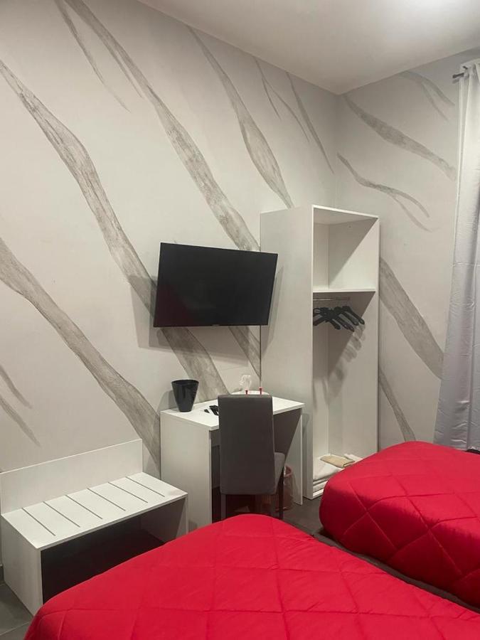 Family Room Private Bathroom